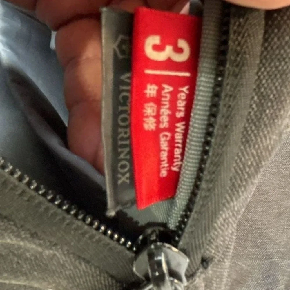 Victorinox Swiss Army victorinox professional